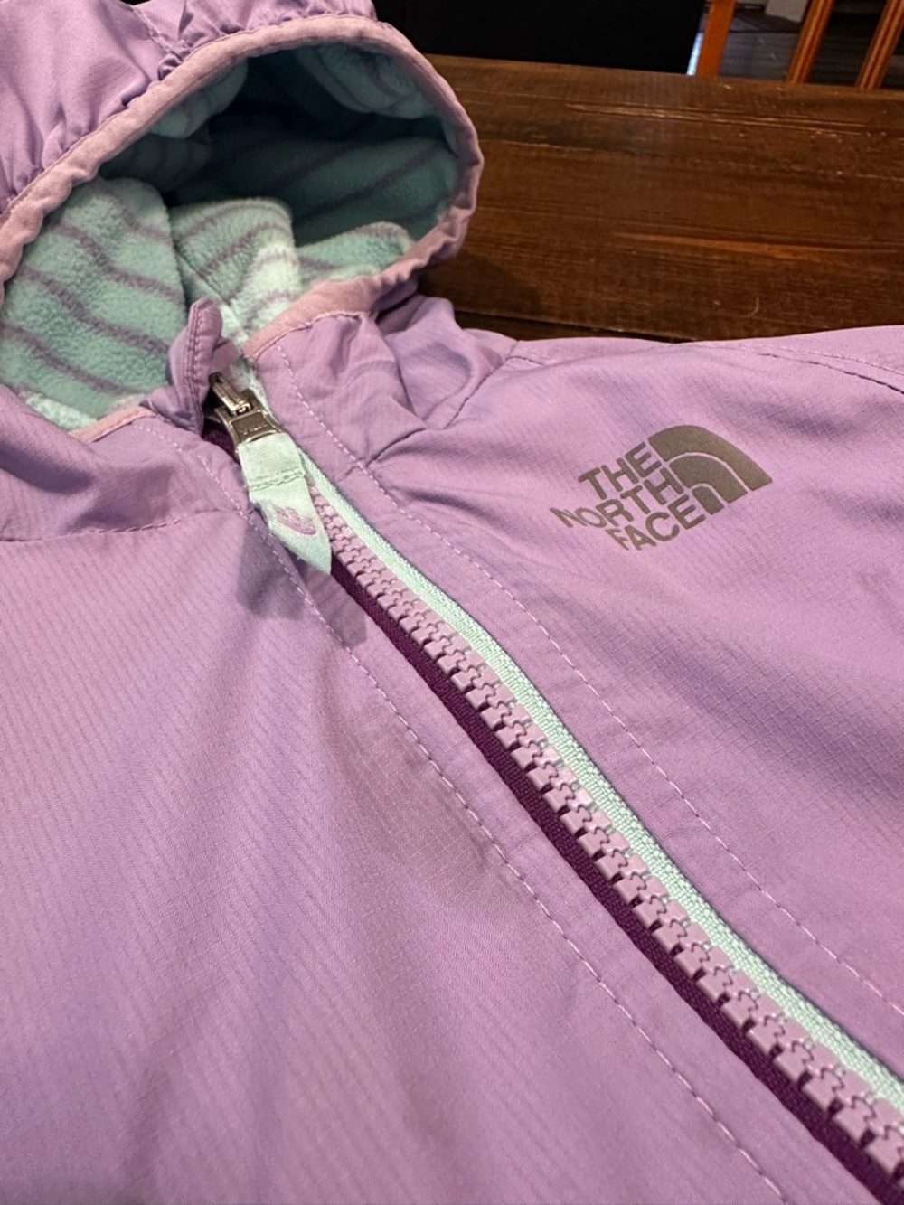 Reversible North Face Jacket - Picture 7 of 11
